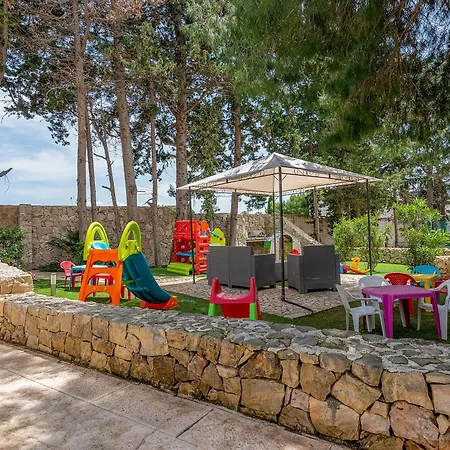 Dolce Casa vacanze Torre Lapillo